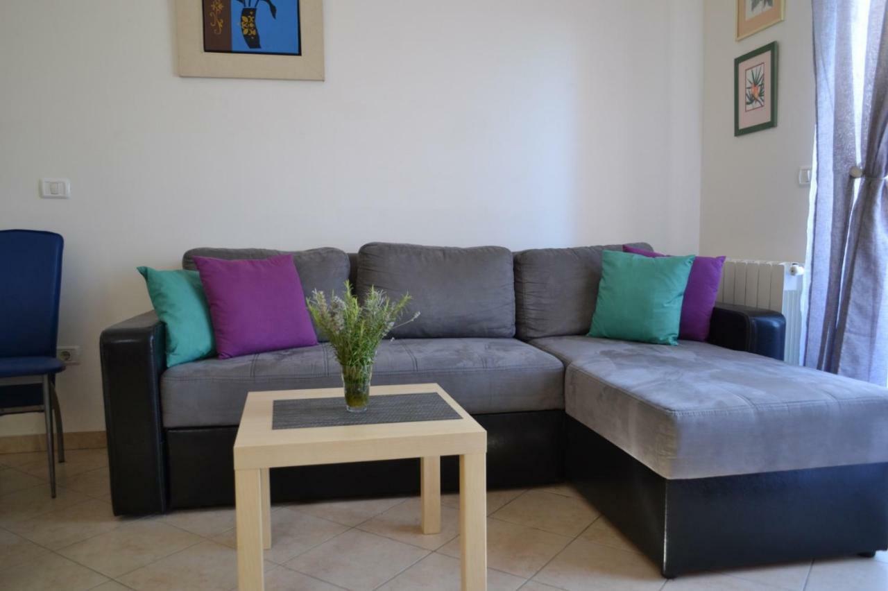 Apartment Din Баньоле Екстер'єр фото